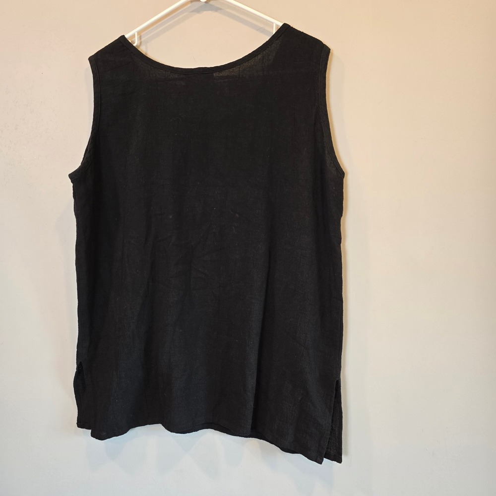 Vintage Black Tank Top with Hand-Painted Floral Motif - Picture 5 of 8